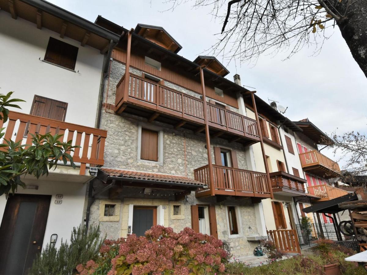 Apartment Albergo Diffuso - Cjasa De Pagnocca-1 By Interhome Barcis Exterior photo